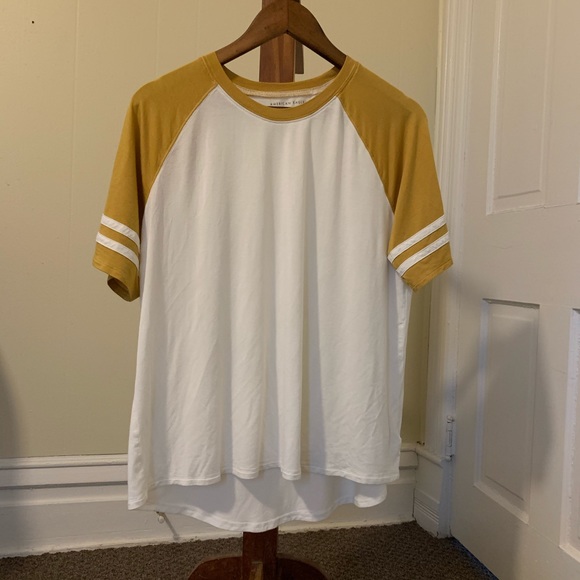 American Eagle Outfitters Tops - American Eagle Basic Tee